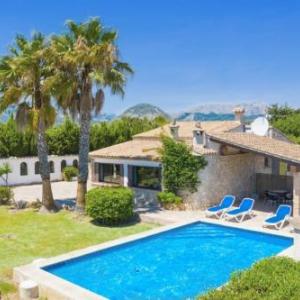 Villa Francisca by Villa Plus