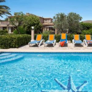 Villa Vidrier II by Villa Plus