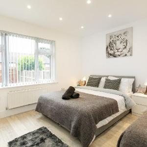 Nottingham Serviced Accommodation (Chayil Experts)