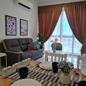 Luxury Prestige Troika 2R1B | Netflix WiFi | 11-6
