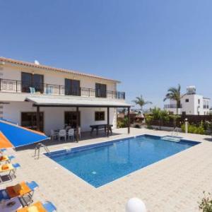 Villa Angela Coral by Villa Plus