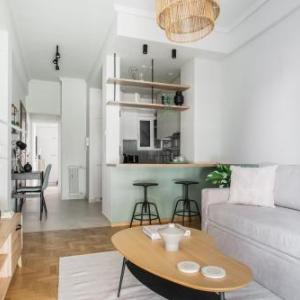 Dazzling 1BR Apartment in Koukaki by UPSTREET