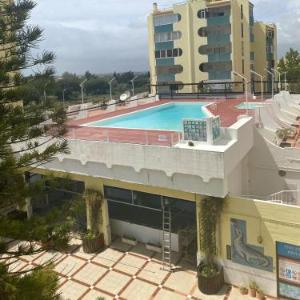 Charming Vilamoura Apartment with Shared Pool