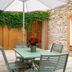 Alta House Apartments 3 Calas