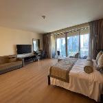 Spacious Studio With Direct Burj Khalifa View Dubai 