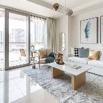 Modern & Elegant 1BR in Downtown Dubai!