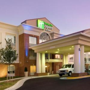 Holiday Inn Express & Suites Alexandria - Fort Belvoir hotel in Alexandria
