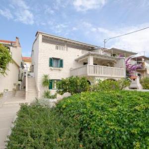 Apartments Klisovic