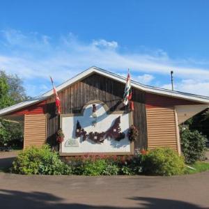 Hotels near Credit Union Place - Shine Motel