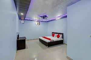 OYO 85174 Hotel Vinayak, Moradabad