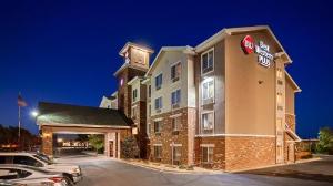 Best Western Plus Gateway Inn & Suites - Aurora, Aurora
