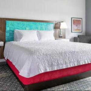 Hotels near The Commons Social Empourium Chico - Hampton Inn By Hilton & Suites Chico CA