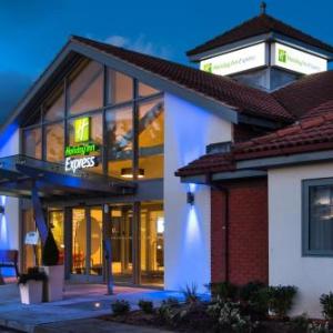 Portchester Castle Hotels - Holiday Inn Express Portsmouth - North