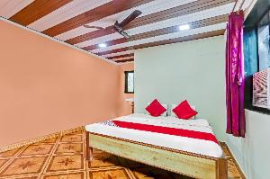 OYO 81439 Vishranti Kashid Beach Resort, Murud