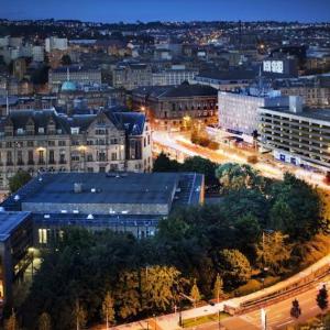 Hotels near Bradford University Students' Union - The Bradford Hotel