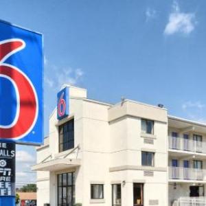 Motel 6-Maple Shade Township NJ - Philadelphia - Mt Laurel