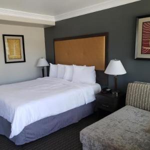 Hotels near Los Angeles Equestrian Center - Portofino Inn Burbank
