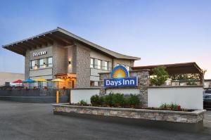 Days Inn by Wyndham Montreal East, Montreal