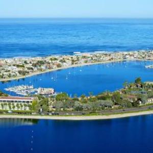 Hotels near Soma San Diego - Bahia Resort Hotel