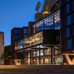 Oval Hotel at Adelaide Oval