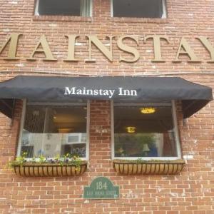 Hotels near Rivercrest Golf Club - Mainstay Inn
