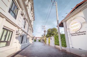 Huern Kan Thong Hotel, Phrae