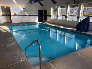 Super 8 by Wyndham Bend, Bend