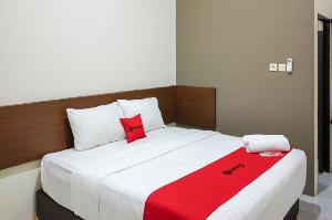 RedDoorz Syariah near Exit Tol Pemalang Comal 2, Pekalongan