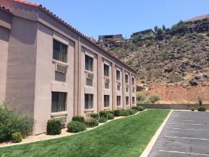 Ramada by Wyndham St George, Saint George