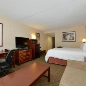 Hotels near Knox Farm State Park - Hampton Inn By Hilton East Aurora