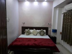 Goroomgo Maharaja Regency Nawada, Gaya