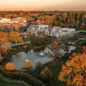 Hotels near PNC Bank Arts Center - The Chateau Grande Hotel