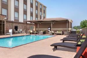 Holiday Inn Express & Suites Searcy, Searcy
