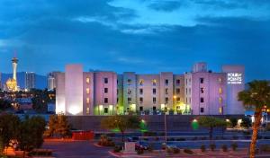 DoubleTree by Hilton Las Vegas East Flamingo hotel near Las Vegas Convention Center