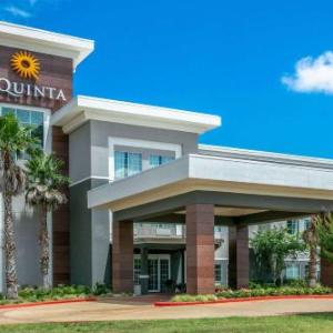 La Quinta Inn & Suites by Wyndham Jacksonville TX