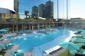 Hilton Grand Vacations Club Elara Center Strip Las Vegas hotel near The Venetian Expo