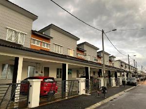 RS HOMESTAY BANDAR SERI ISKANDAR, Gopeng