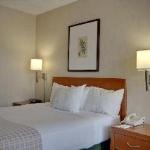 Hotels near Golden 1 Center - Vagabond Inn Executive Old Town