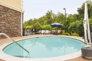 Country Inn & Suites by Radisson Asheville West, Asheville