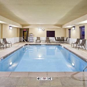 Hotels near Crouse Performance Hall - Holiday Inn Express Hotel & Suites Van Wert