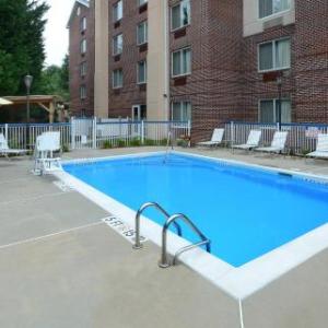 Fairfield Inn by Marriott Greensboro Airport