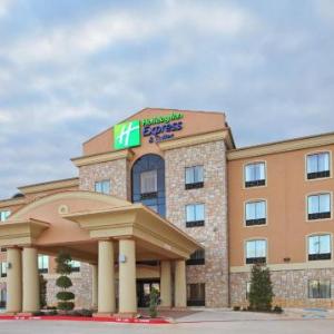 Red River Valley Fairgrounds Hotels - Holiday Inn Express Hotel & Suites Paris