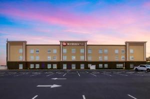 Best Western Plus Brunswick Inn & Suites, Brunswick