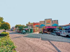 SPOT ON 90622 Hotel Galaksi, Ponorogo