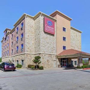 Comfort Suites Benbrook