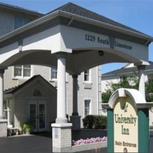 Hotels near Cliff Hagan Stadium - University Inn