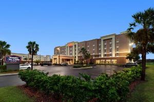 Hampton Inn & Suites Brunswick, Brunswick