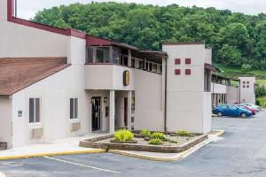 Super 8 by Wyndham Bridgeport/Clarksburg Area, Bridgeport