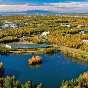 Hotels near Sydney Laurence Theatre - SpringHill Suites by Marriott Anchorage University Lake
