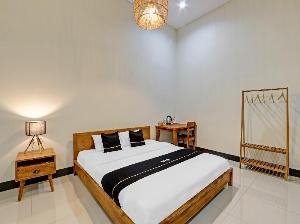 OYO 90811 Myhome, Cepu